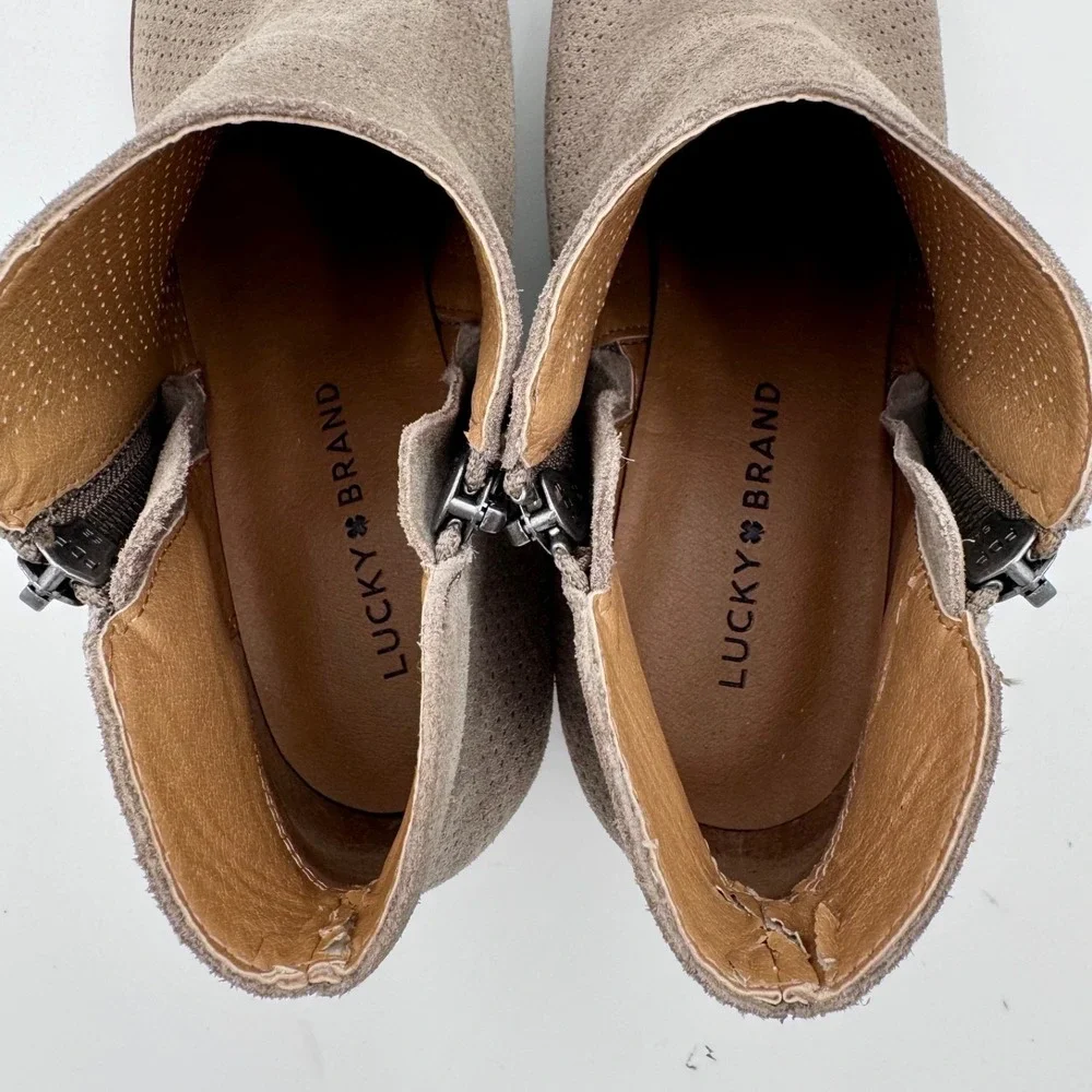 Lucky Brand Basel Perforated Taupe‎ Suede Ankle Booties Womens 9M Boho Western